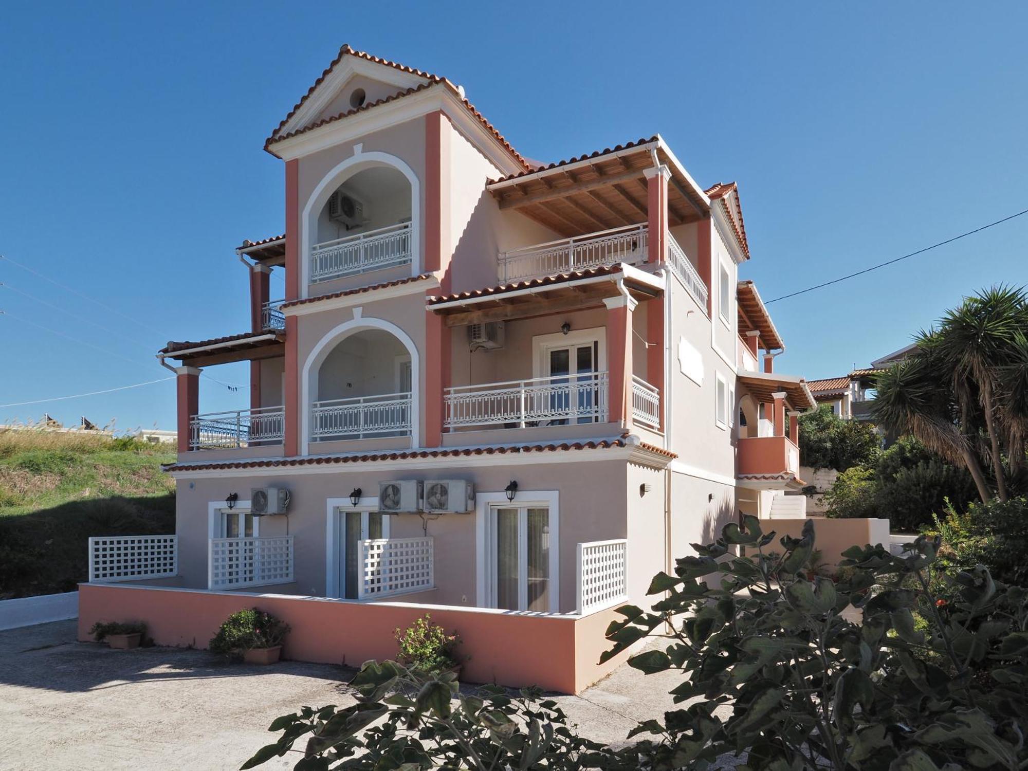 Theodosia Apartments Agios Stefanos Avliotes  Extérieur photo